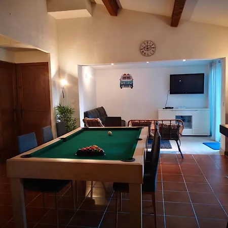 펜션 Maison A 130m De La