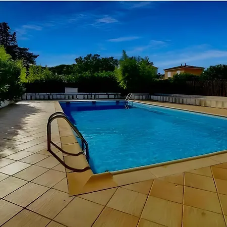 Maison A 130m De La