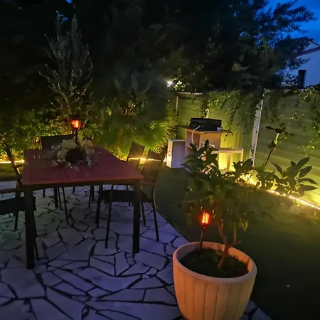 Maison A 130m De La Сasa de vacaciones